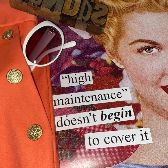 🆕MARILYN MONROE Girly Pin Up Nautical⚓️ Shorts in Chinese Coral - Picture 1 of 8